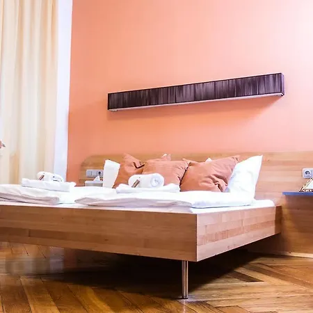 Anna Hotel