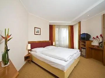 Pakat City Hotel Vienna
