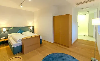 아파트 Getreidemarkt 10 Serviced *