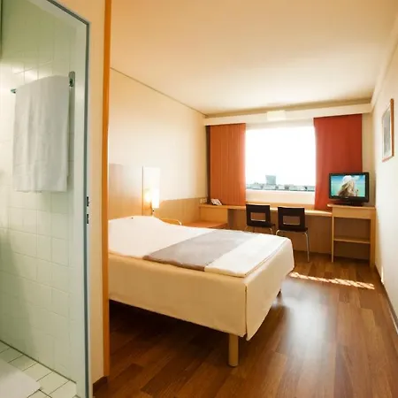 Ibis Messe מלון 3*