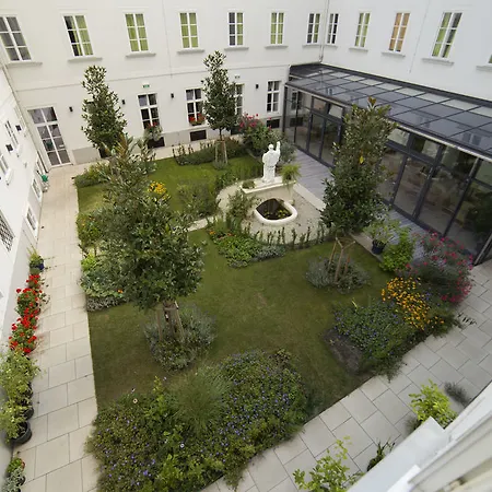 Aparthotel Mynext - Johannesgasse 3*