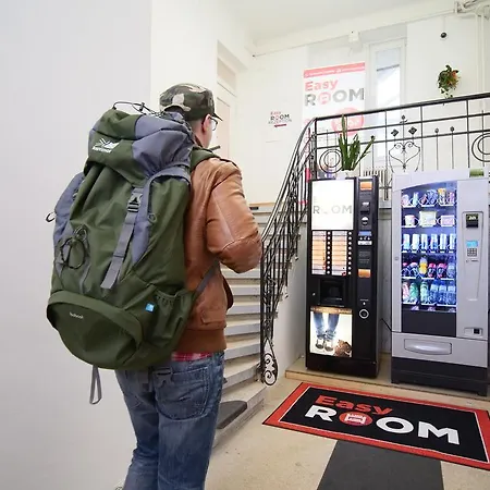 Easyroom - Budget Hostel