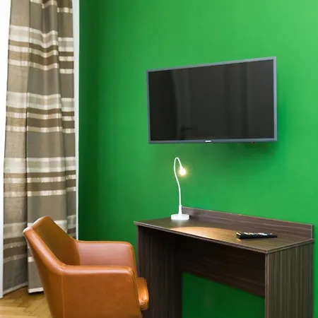 Apartament Castellez 1020 *