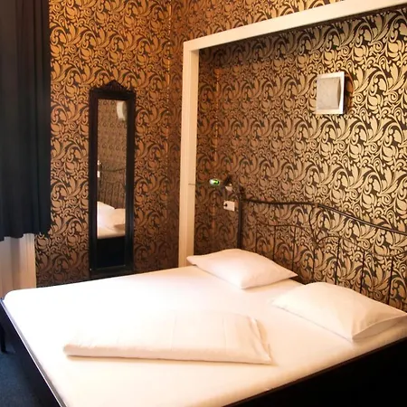 Goldene Spinne Hotel