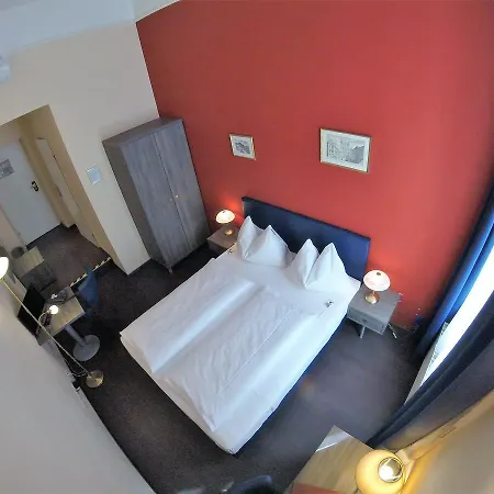 Hotell Excellence 4*