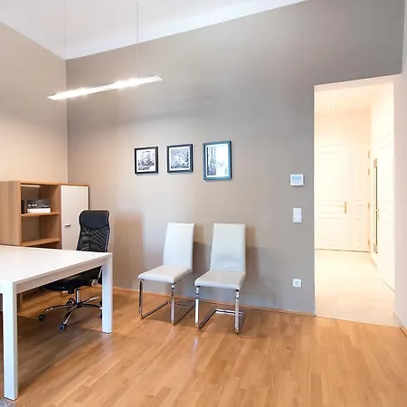 Anna Maria In Citycenter Apartment