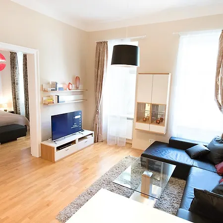 Anna Maria In Citycenter Apartment