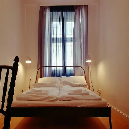 Hostel Kaisers The *
