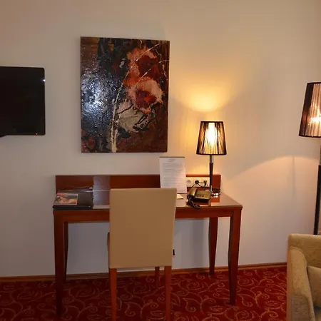 Jäger - Family Tradition Since 1911 Hotel 4*