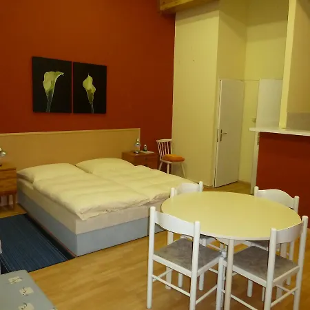Gross Bed & Breakfast Wenen
