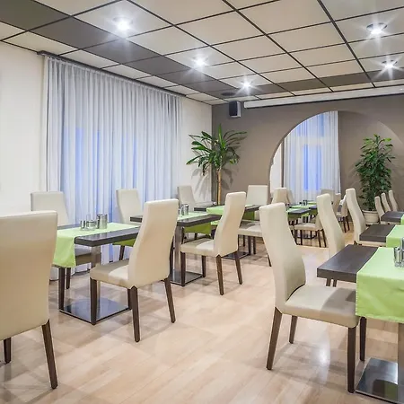酒店 野趣膳食酒店 维也纳