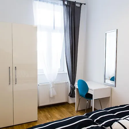 Design Place 1030