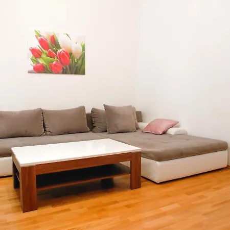 Apartment Exclusive