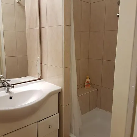 Bed & Breakfast Gross Wenen