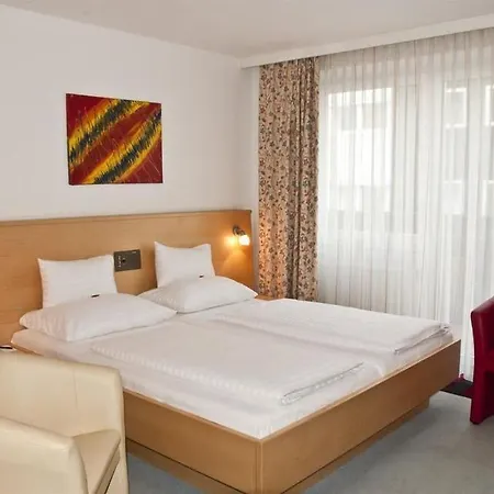 Hotel Lenas 3*