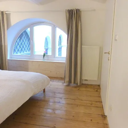 Sobieski Maisonette