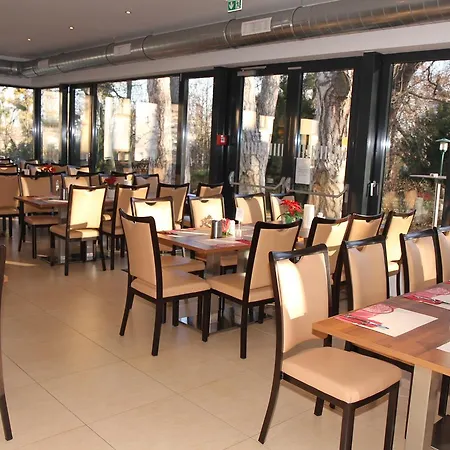 Seminarhotel Springer Schloessl فندق فيينا