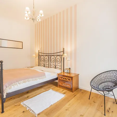 La Perla Vintage-apartments Apartment *