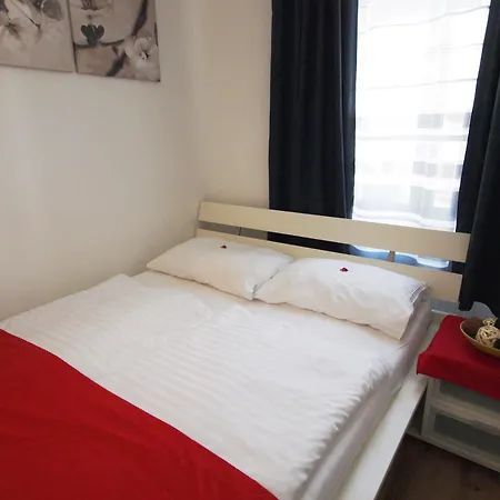 Checkvienna - Ruedengasse Vienna
