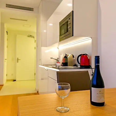 Getreidemarkt 10 Serviced Wien