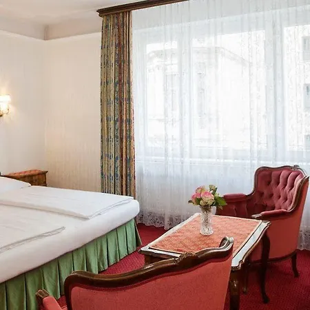 Suzanne 3* Wien