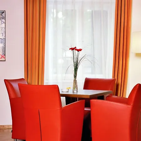 Hotel Nh Belvedere Wiedeń