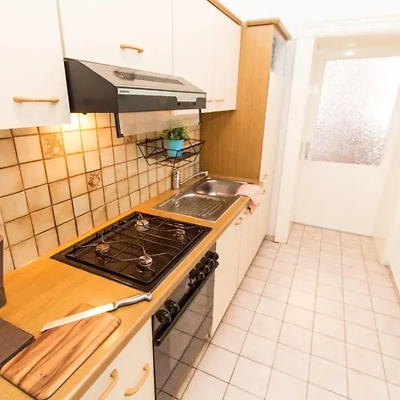 Checkvienna - Siebenbrunnengasse 2*