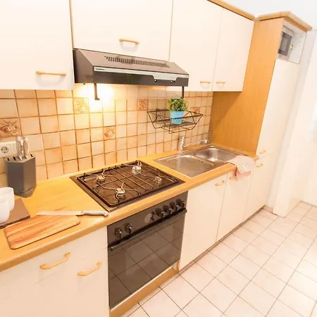 Hotel Checkvienna - Siebenbrunnengasse 2*