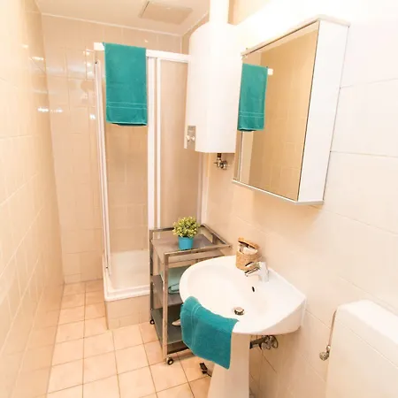 Hotel Checkvienna - Siebenbrunnengasse Viena