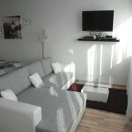 Checkvienna Karmarschgasse Apartment *