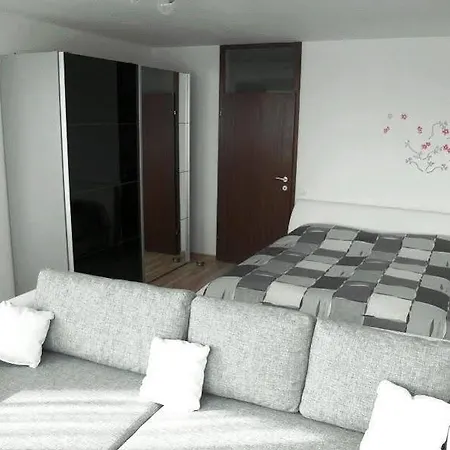 Checkvienna Karmarschgasse Apartment *