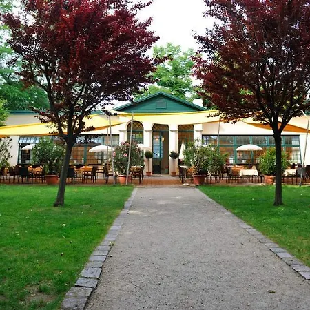 Kyriad Altmannsdorf 3*