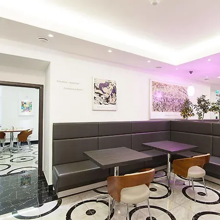 Western Arcadia Hotel 4*
