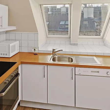 Apartment Checkvienna - *