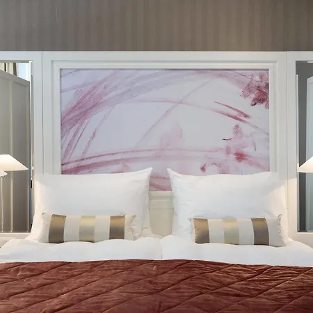 The Harmonie Vienna, Bw Premier Collection 4*