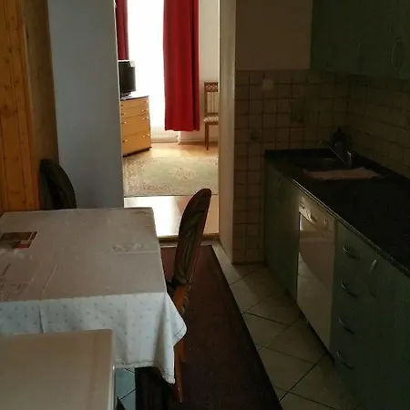 Marien-hof 3*