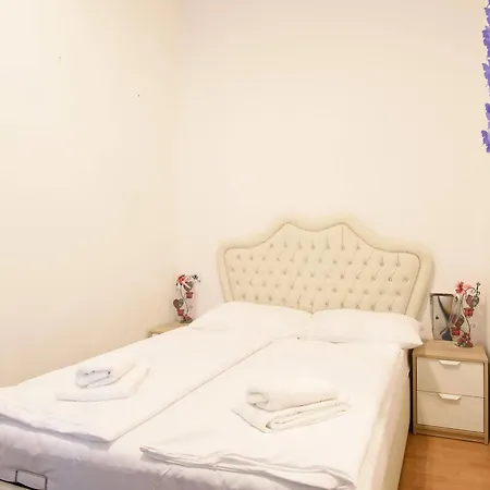 Apartment Royal Urania