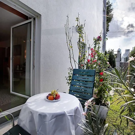 Strandhotel Alte Donau 4* Vienna