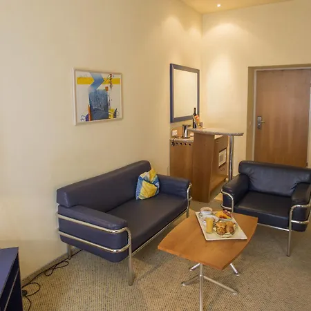 Starlight Renngasse Aparthotel 4*