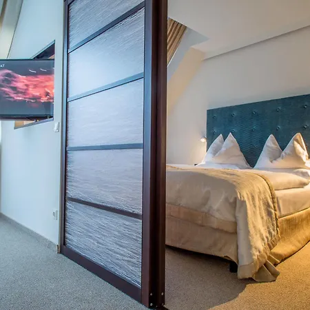 Starlight Salzgries Apartmanhotel