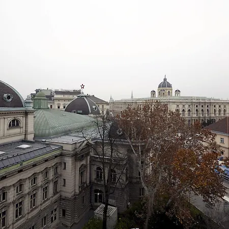 Museum 3* Viena