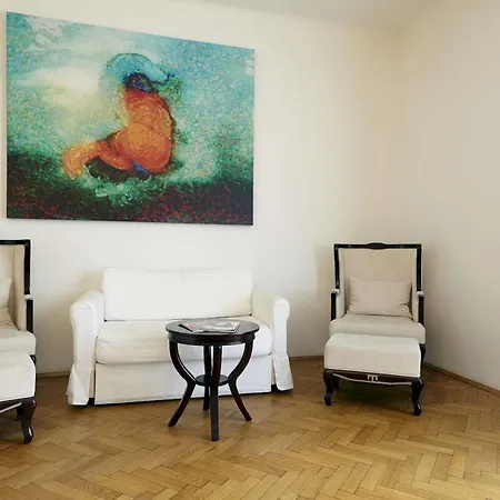 Museum Hotel 3*