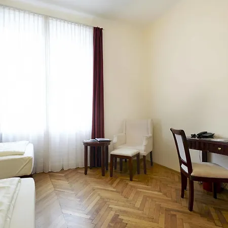 Museum Hotel 3*