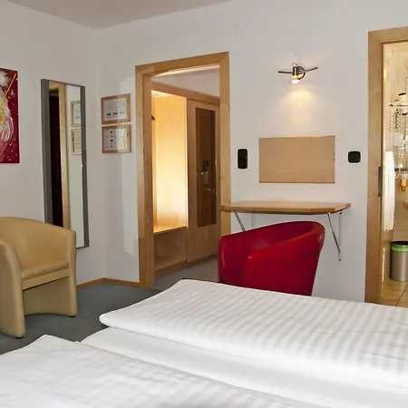Lenas Hotel Vienna