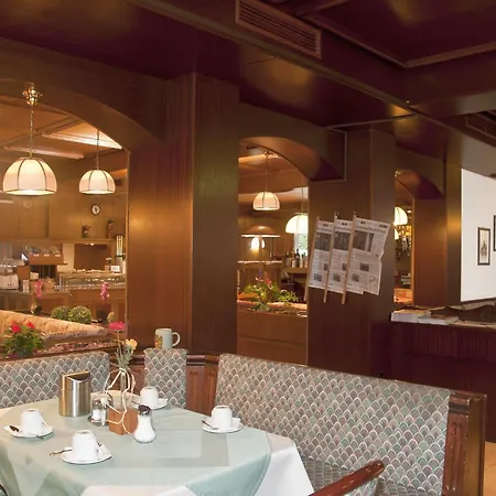 Lenas Hotel