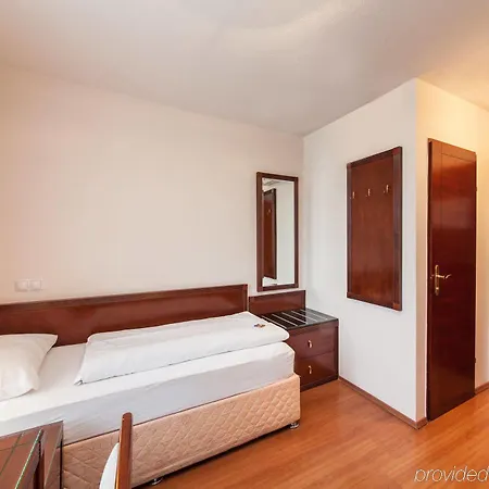 Hotel Yggotel Mejse 3*