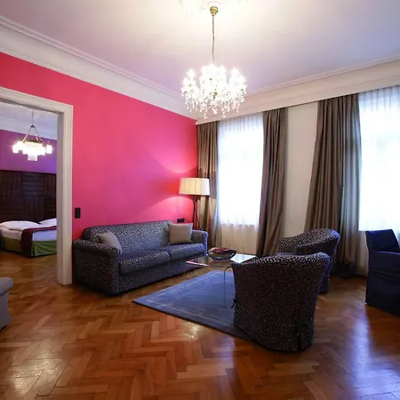 Апарт-отель Appartement-hotel An Der Riemergasse 4*