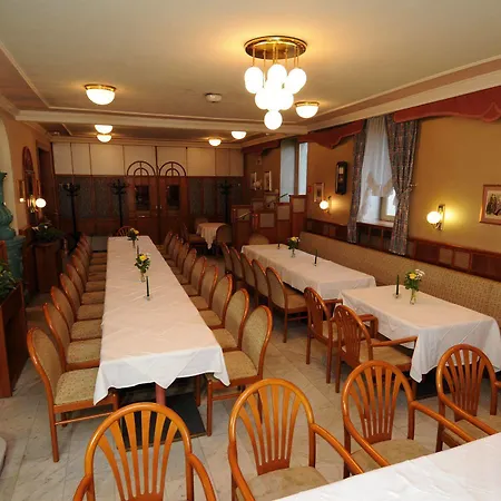 Bergwirt Schoenbrunn 3* Vídeň