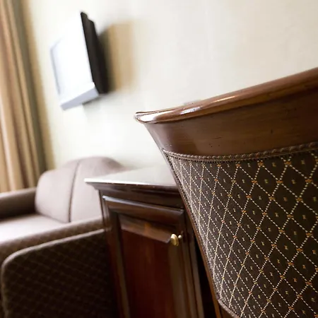 Hotel Fuerst Metternich 3*