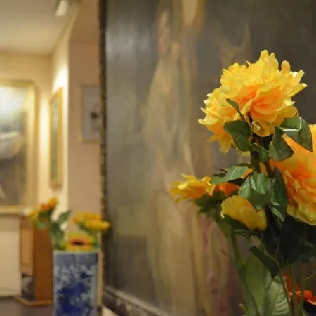 Excellence Hotell 4*